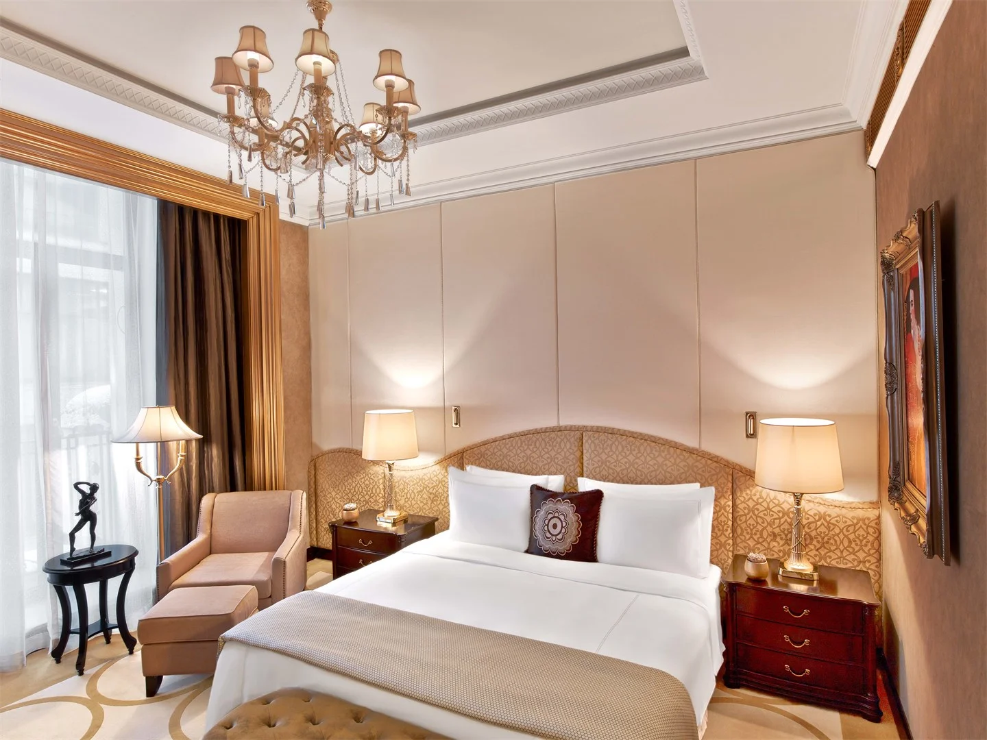 Отель The St. Regis Moscow Nikolskaya - Номер улучшенный, Москва