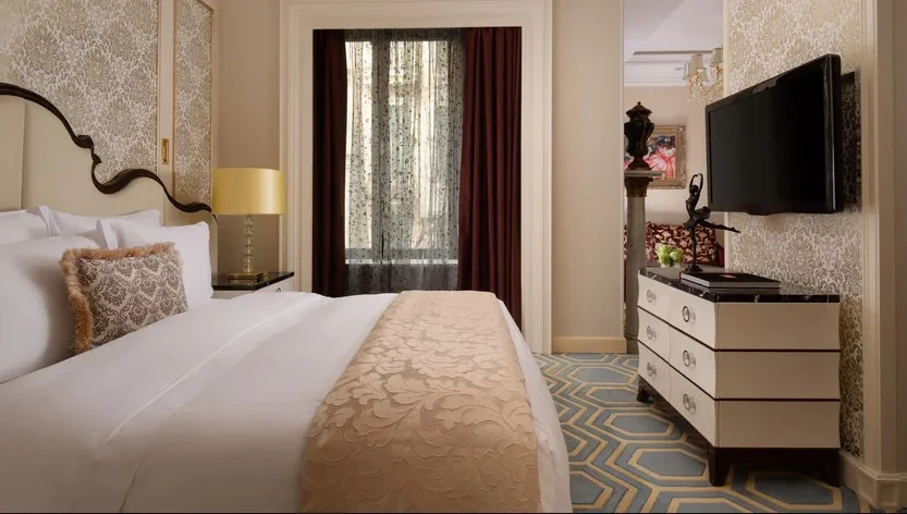 Отель The St. Regis Moscow Nikolskaya - Номер Полулюкс, Москва